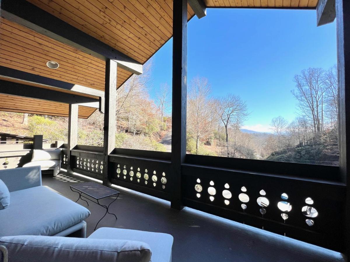 Outland Chalet & Suites Great Smoky Mountains Whittier Habitación foto