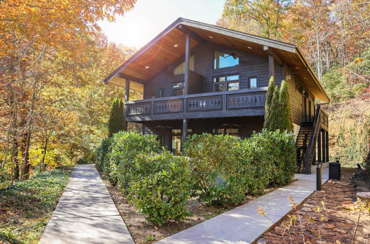 Outland Chalet & Suites Great Smoky Mountains Whittier Exterior foto
